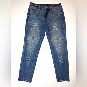 White House Black Market Women’s Mid Rise Girlfriend Jeans Size- 6